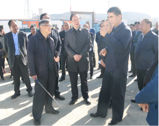 省委副書記、省長王建軍等領(lǐng)導(dǎo)一行視察海東工業(yè)園區(qū)臨空綜合經(jīng)濟(jì)園