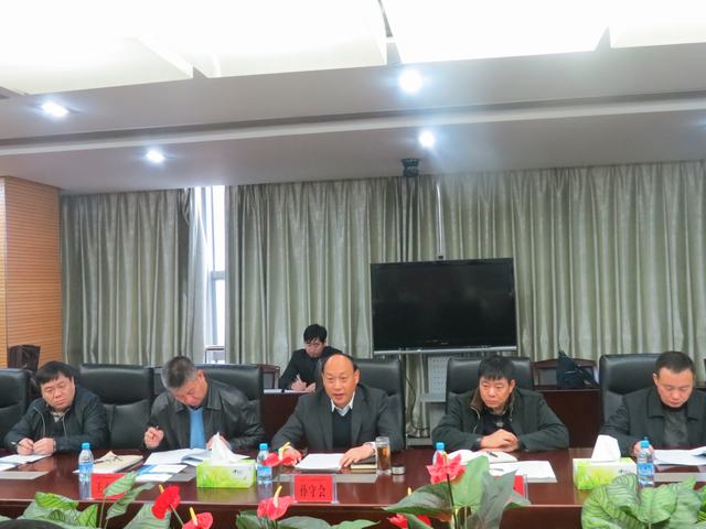 戰(zhàn)略合作，互惠共贏(yíng)