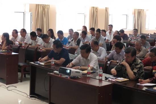 加強業(yè)務(wù)培訓(xùn)，提升工作能力